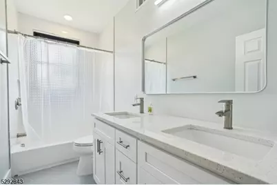 29 Arlington Rd #1, Cranford Township, NJ 07016 - Photo 12