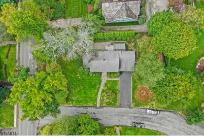 1 Gapview Rd, Millburn, NJ 07078 - Photo 40