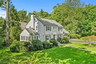 1 Gapview Rd, Millburn, NJ 07078 - Photo 50