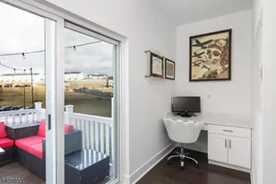 10 Dorchester Ln, East Hanover Township, NJ 07936 - Photo 8