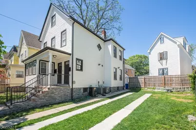 17 Mission St #1, Montclair, NJ 07042 - Photo 2