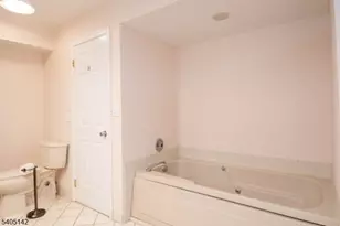 33 Stone Row Ln, Jefferson Township, NJ 07438 - Photo 24