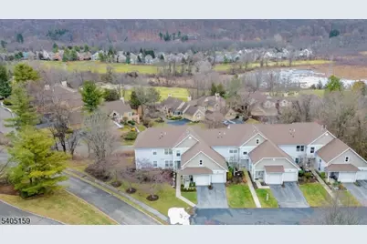 33 Eagles Nest Ln, Hardyston Township, NJ 07419 - Photo 1