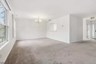 33 Eagles Nest Ln, Hardyston Township, NJ 07419 - Photo 10