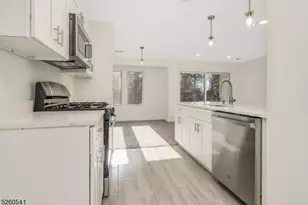 50 Sam Bonnell Dr, Union Township, NJ 08809 - Photo 8