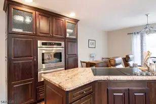 28 Old 4th Dr, Jefferson Township, NJ 07438 - Photo 4