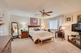 806 Robin Rd, Hillsborough Township, NJ 08844 - Photo 20