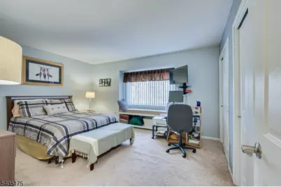 806 Robin Rd, Hillsborough Township, NJ 08844 - Photo 22