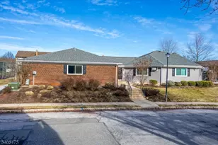 806 Robin Rd, Hillsborough Township, NJ 08844 - Photo 32