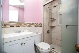 105 Knapp Ave, Clifton, NJ 07011 - Photo 14