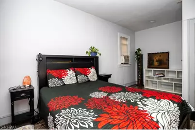 105 Knapp Ave, Clifton, NJ 07011 - Photo 12