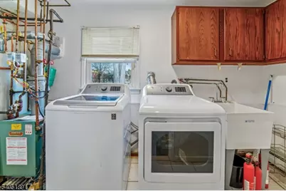 30 Sanford Ave, West Caldwell, NJ 07006 - Photo 24