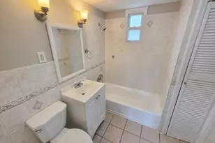 533 S Park Dr, Perth Amboy, NJ 08861 - Photo 8