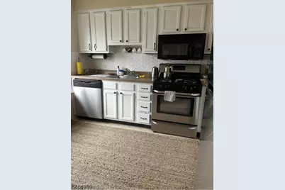 201 Broadmoor- #3, Union Township, NJ 07083 - Photo 4