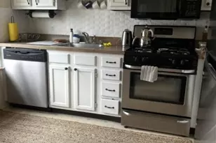 201 Broadmoor-, Union Township, NJ 07083 - Photo 4