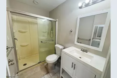 10 Mochen Ct, Sayreville, NJ 08872 - Photo 12