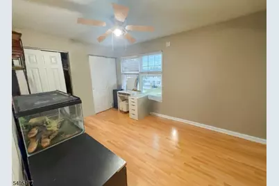 10 Mochen Ct, Sayreville, NJ 08872 - Photo 8