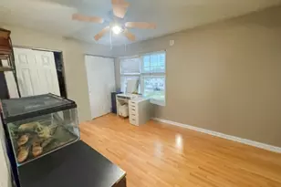 10 Mochen Ct, Sayreville, NJ 08872 - Photo 8