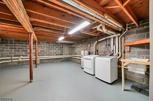 76 Farm Rd, Hillsborough Township, NJ 08844 - Photo 18