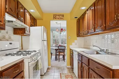 50 Canterbury Rd, Chatham Township, NJ 07928 - Photo 16