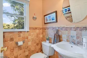 68 Horseneck Rd, Montville Township, NJ 07045 - Photo 10