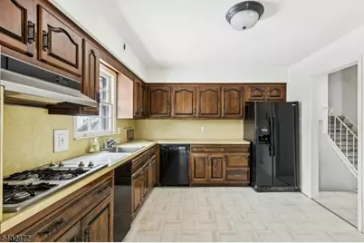 1104 Sylvan Lane, Mountainside, NJ 07092 - Photo 10