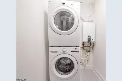 310 Encampment Ct., Montville Township, NJ 07082 - Photo 14