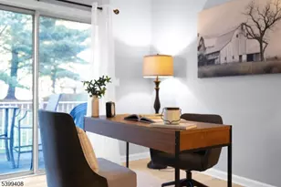 2303 Scarlett Dr, Washington Township, NJ 07853 - Photo 10