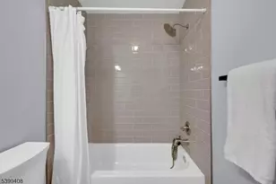 2303 Scarlett Dr, Washington Township, NJ 07853 - Photo 32