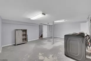 2303 Scarlett Dr, Washington Township, NJ 07853 - Photo 36