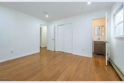 36 E Henry St, Linden, NJ 07036 - Photo 16