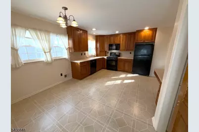 19 Chestnut Hill Rd, Randolph Township, NJ 07869 - Photo 2