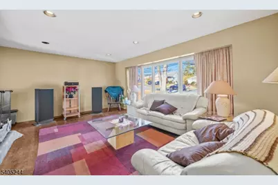 169 Haddenfield Rd, Clifton, NJ 07013 - Photo 6