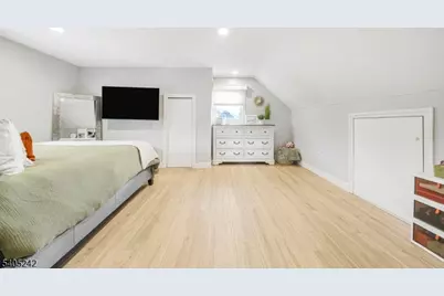 46 Barbara Dr, Pompton Lakes, NJ 07442 - Photo 22