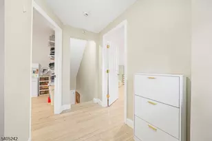 46 Barbara Dr, Pompton Lakes, NJ 07442 - Photo 16