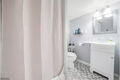 46 Barbara Dr, Pompton Lakes, NJ 07442 - Photo 28