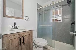 509 Centre St, Nutley, NJ 07110 - Photo 10