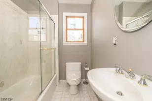 53 Laurel Dr, Wayne, NJ 07470 - Photo 18