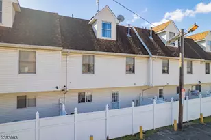 13 Val Sumo Ln, Newark, NJ 07105 - Photo 32