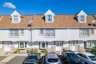 13 Val Sumo Ln, Newark, NJ 07105 - Photo 2