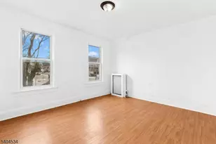 162 W 2nd Ave, Roselle, NJ 07203 - Photo 6