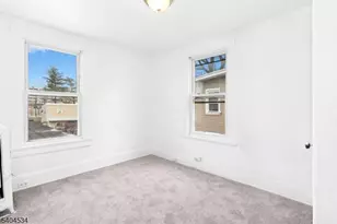 162 W 2nd Ave, Roselle, NJ 07203 - Photo 16