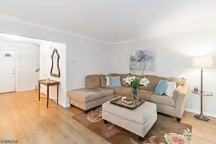 262 Vista Dr, Hanover Township, NJ 07927 - Photo 4