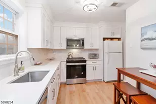 262 Vista Dr, Hanover Township, NJ 07927 - Photo 2