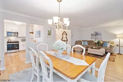 262 Vista Dr, Hanover Township, NJ 07927 - Photo 2