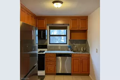 6A Colonial Dr #A, Little Falls Township, NJ 07424 - Photo 2