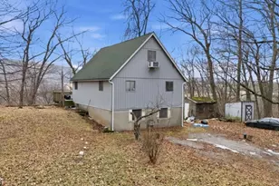 12 Laurel Dr, Vernon, NJ 07462 - Photo 2