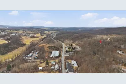 12 Laurel Dr, Vernon, NJ 07462 - Photo 4