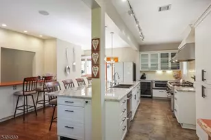 2 Dutch Ln, Scotch Plains Township, NJ 07076 - Photo 16