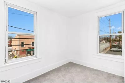 162 W 2nd Ave, Roselle, NJ 07203 - Photo 16